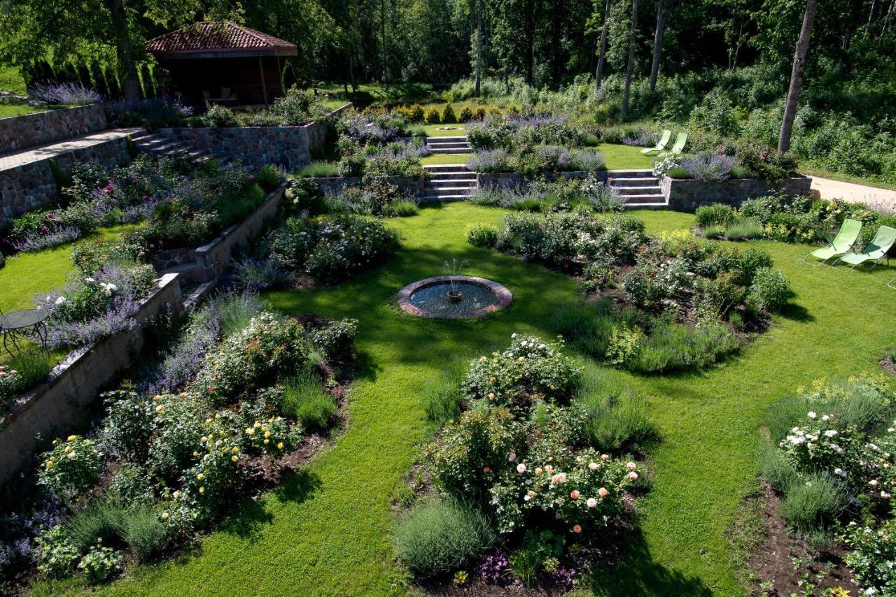 Mezdzirnas Country House & Spa Kabile Buitenkant foto